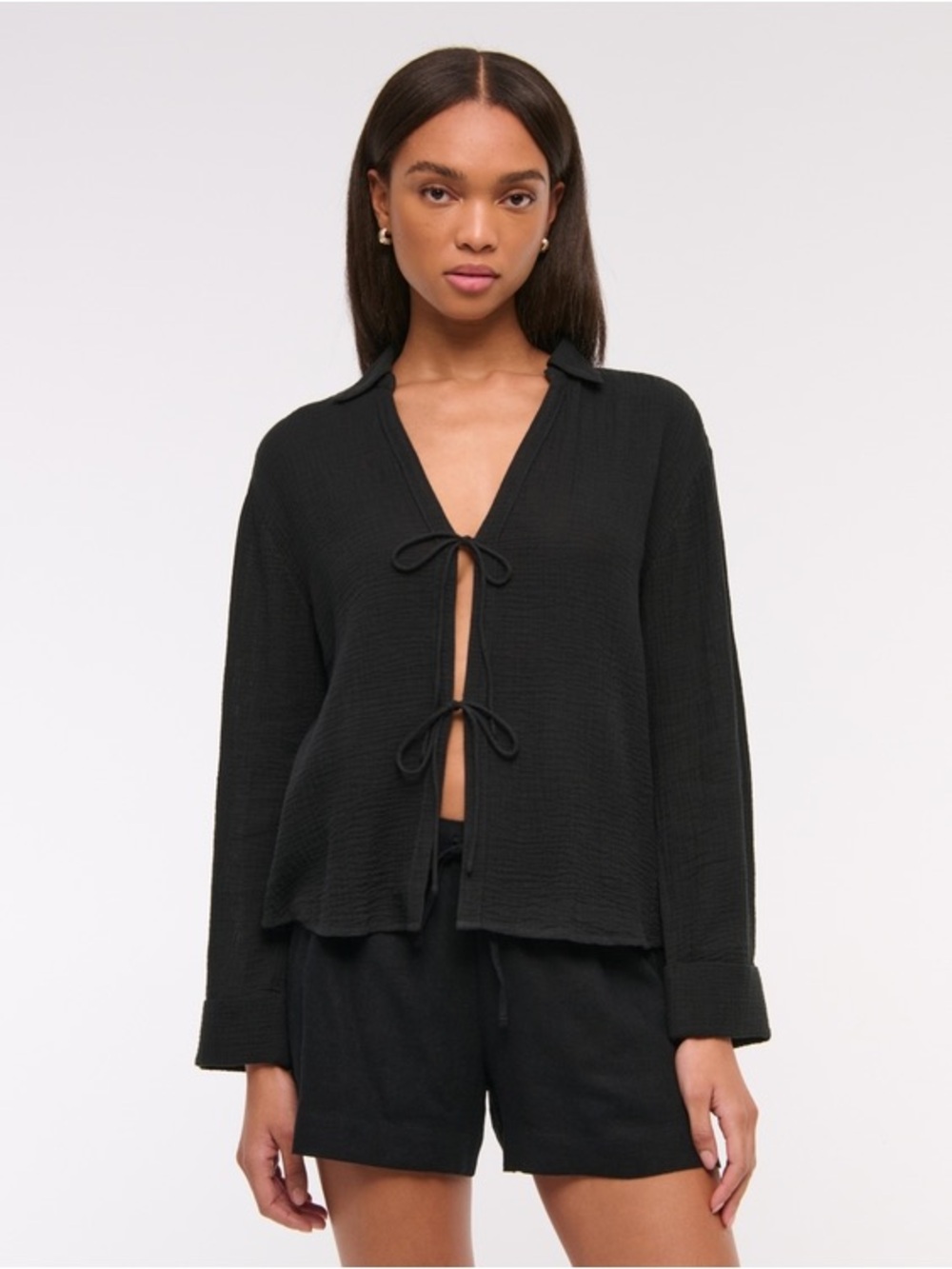 Abercrombie & Fitch Tie-Front Blouse